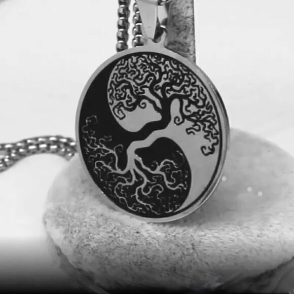 Stainless Steel Black And White Tree Of Life Round Pendant Necklace - Picture 5 of 6
